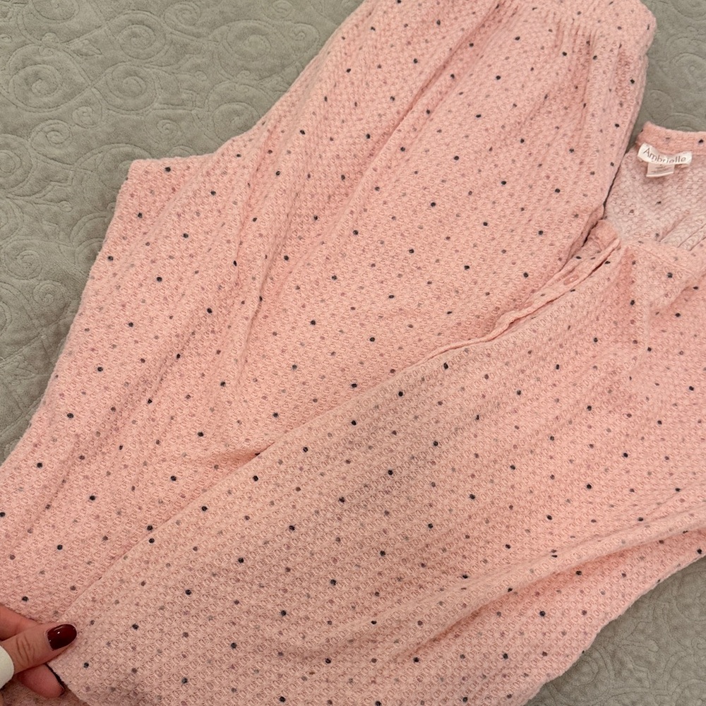 Pink Polka Dot soft Pajamas - Picture 3 of 3